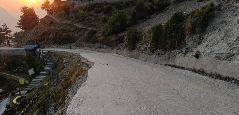 सडक विस्तारमा अनियमितता